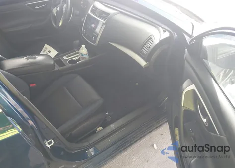 2016 Nissan Altima 2.5 z USA, uszkodzony, nr VIN 1N4AL3AP7GC269751